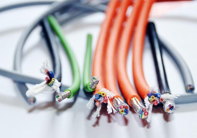 环保电缆与低烟无卤电缆的区别 环保电缆与低烟无卤电缆的区别